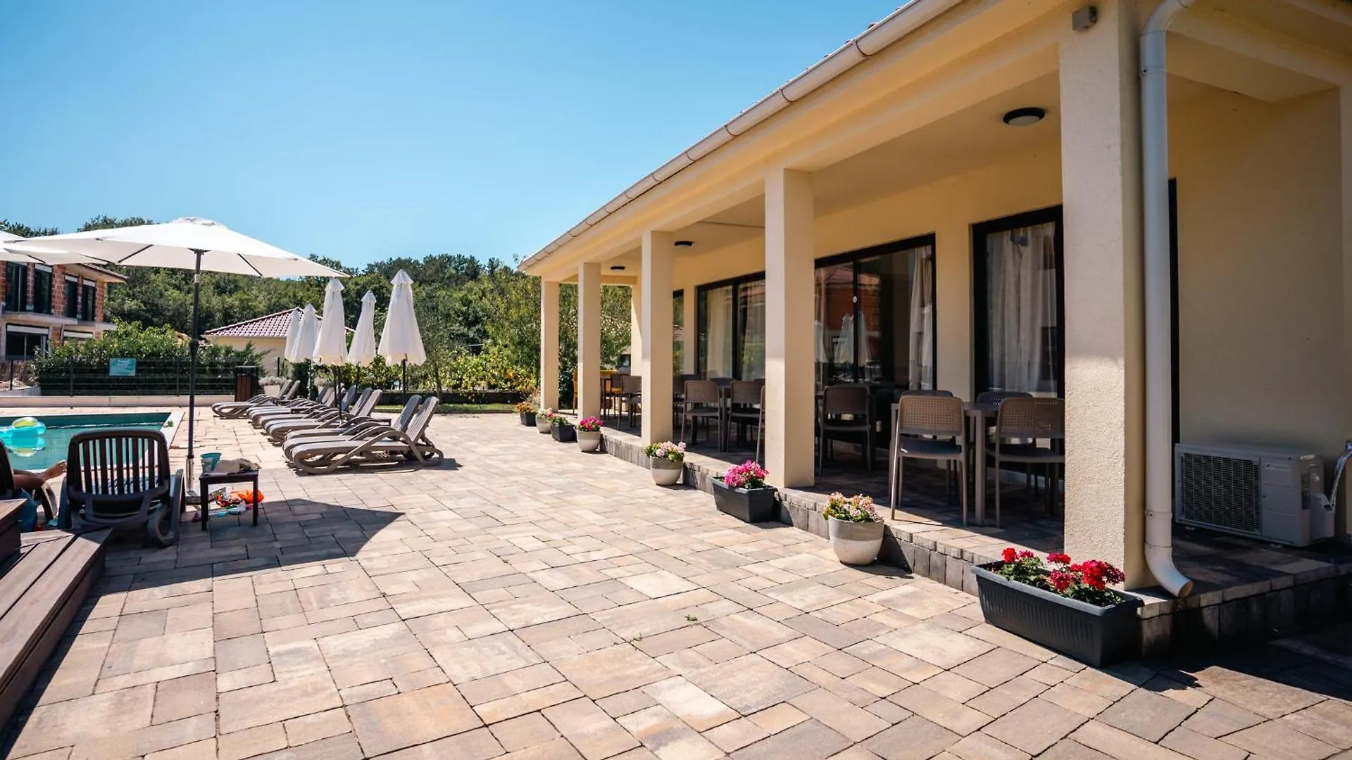 Apartment Vsg Resort - Relaxing Apartments, 200M From The Sea, With Pool, Sauna & Jacuzzi Klimno