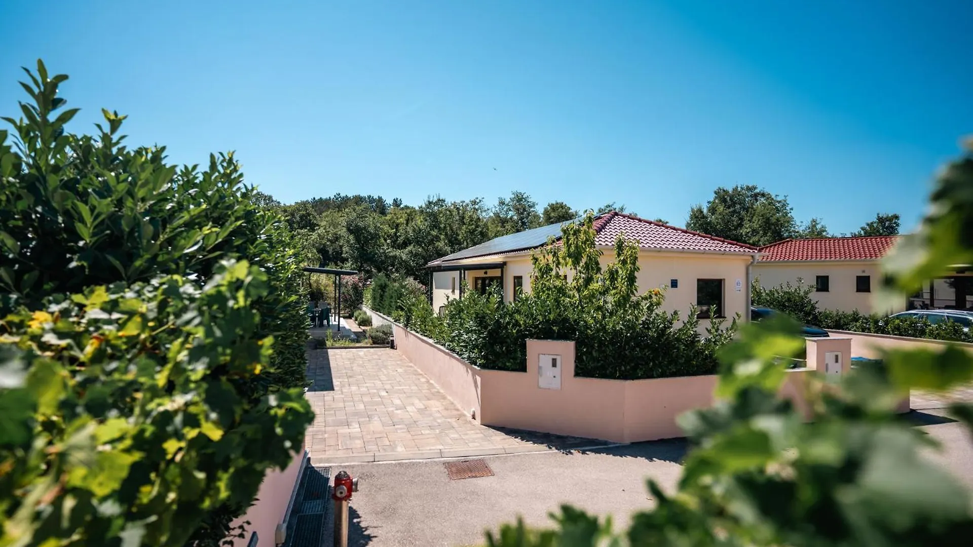Vsg Resort - Relaxing Apartments, 200M From The Sea, With Pool, Sauna & Jacuzzi Klimno Apartment